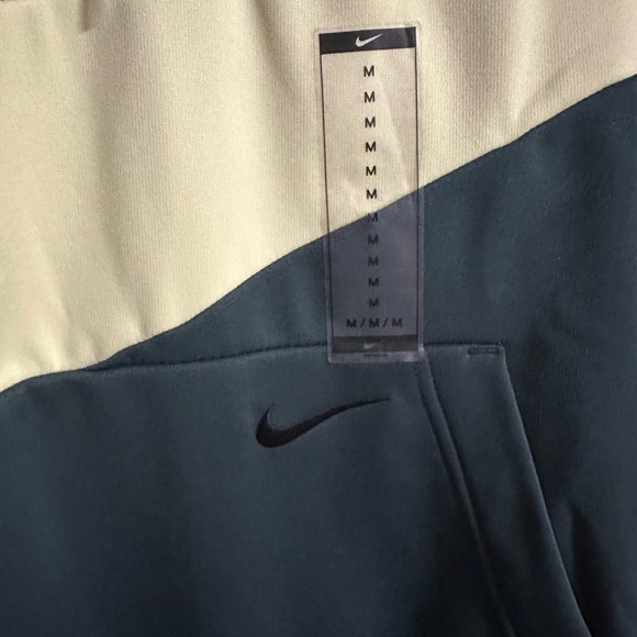 Nike Therma Fit Fitness Fleece Mens Hoodie Green Swoosh, Size M - Picture 5 of 9